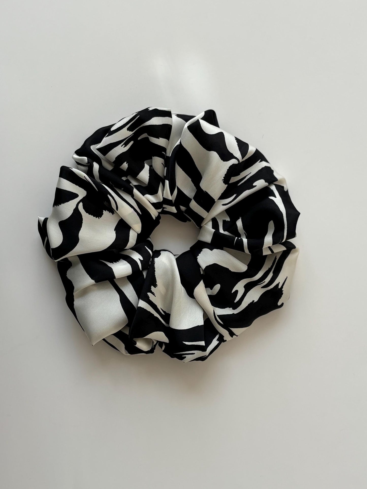Black & White Scrunchies | Elegant Hair Scrunchies for Effortless Style | Handmade Scrunchies